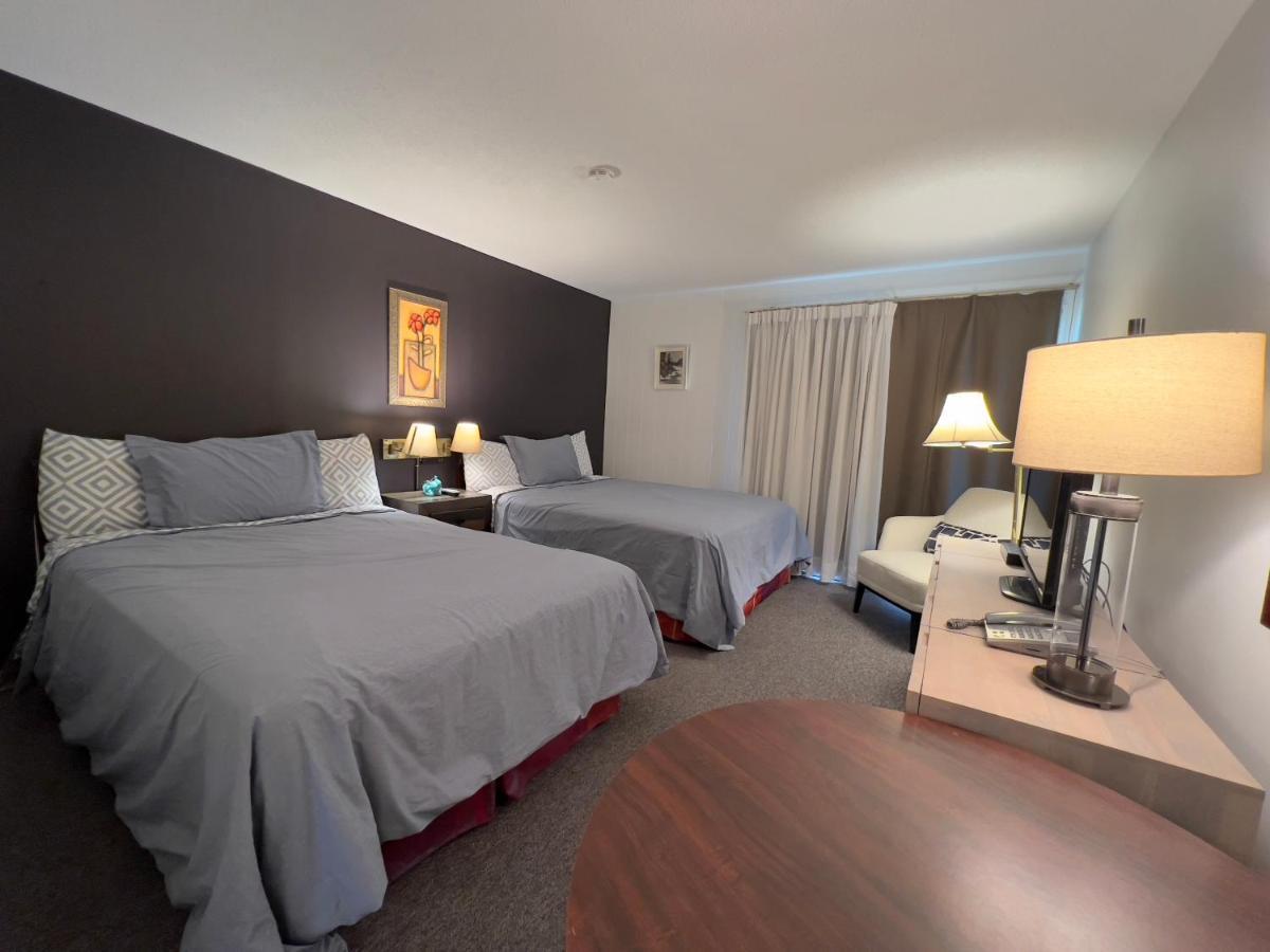 Monashee Motel ซิคามอส ภายนอก รูปภาพ