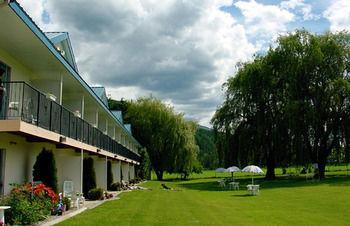 Monashee Motel ซิคามอส ภายนอก รูปภาพ